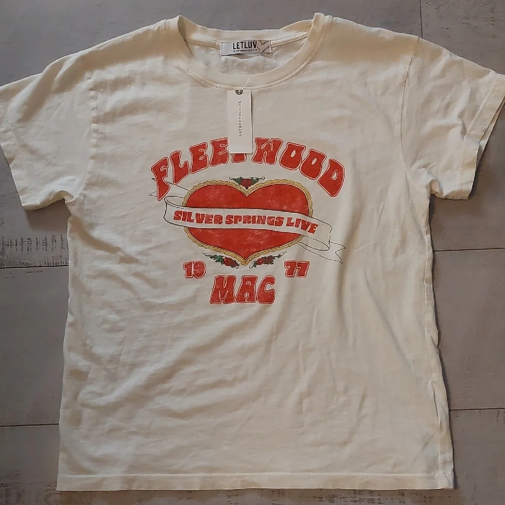 Anthropologie LetLuv White Fleetwood Mac Tee with Red Graphic NWT - Picture 5 of 5